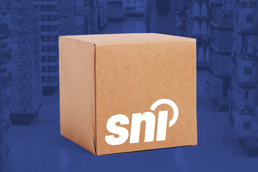 Grocery store isle with a box and the SNI logo on it